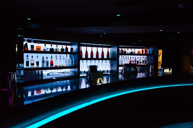 The Cocktail Bar - image