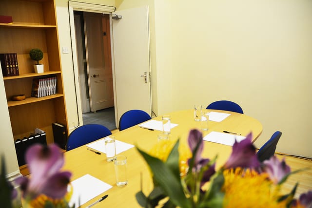 Queensborough Meeting Room - image