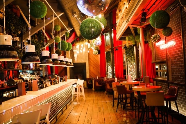 Impossible Main Bar/Restaurant - image
