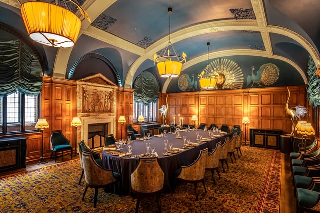 The Committee room - image