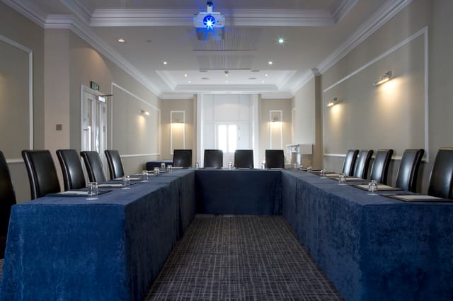 Beauchamp Place - image