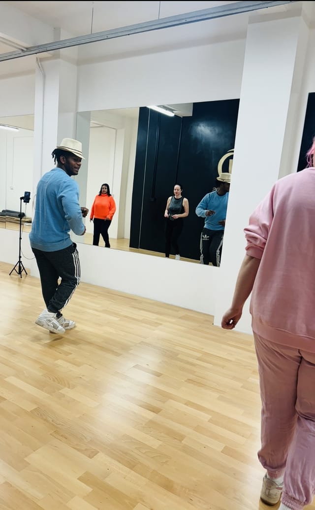 Dance studio - image