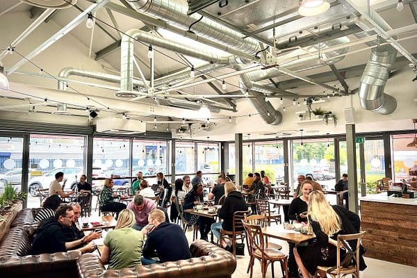 Breakfast restaurant - image