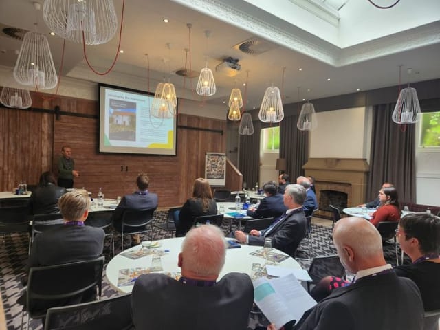 Leadership Board - image