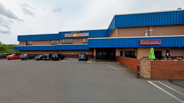 Bowling alley - image