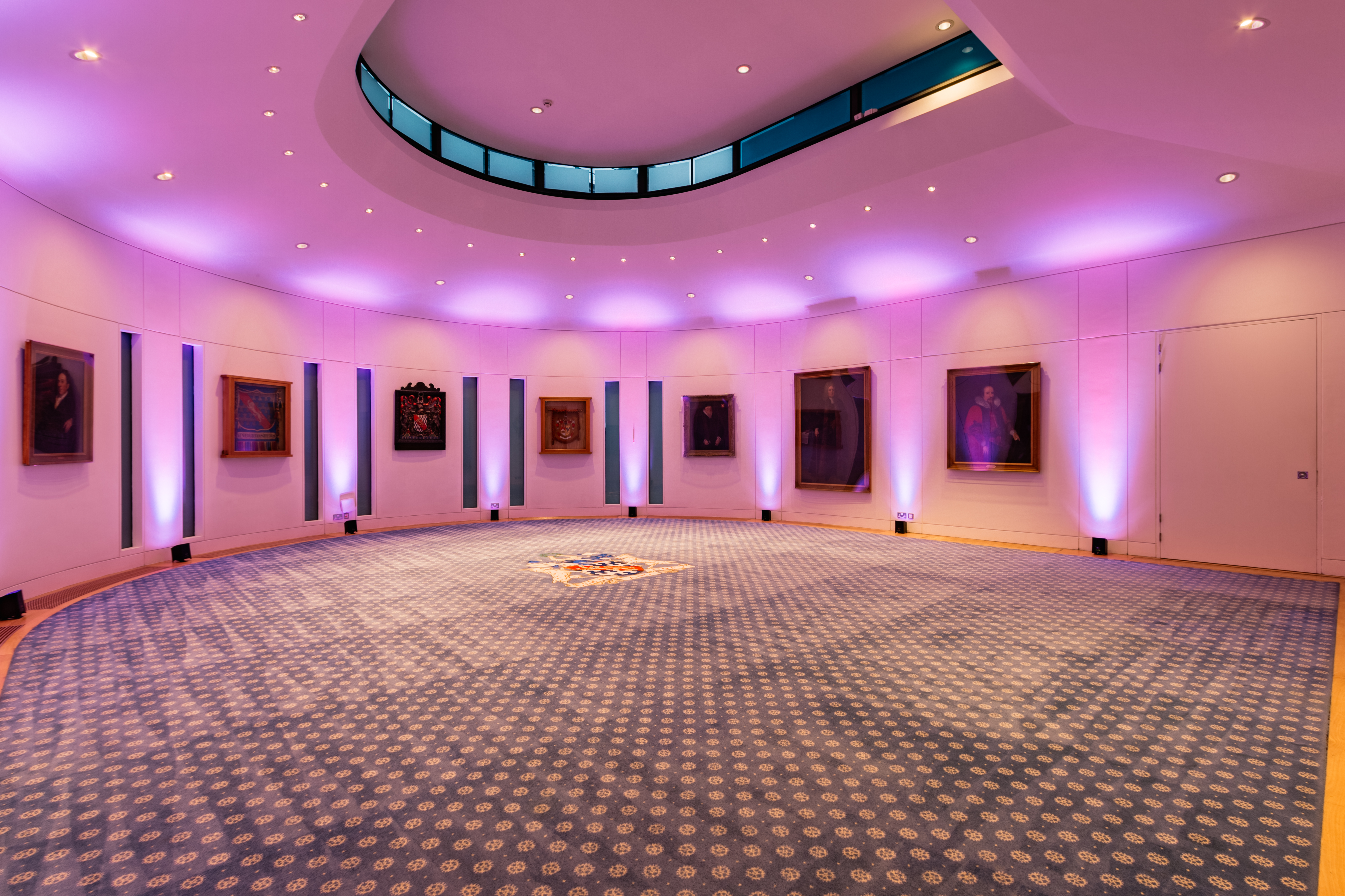 Courtyard - 1ve1a0sg2gs.jpg