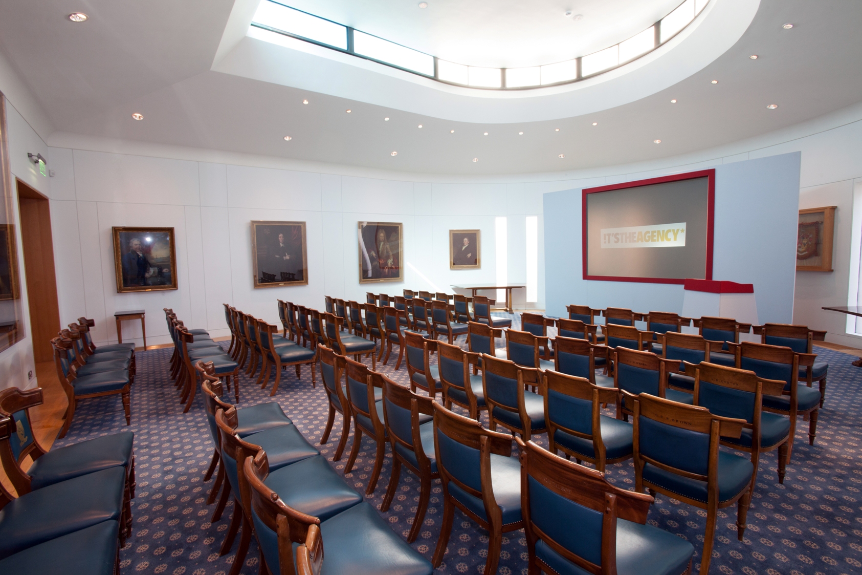 Court Room at Haberdashers' Hall with elegant decor for professional events and conferences.