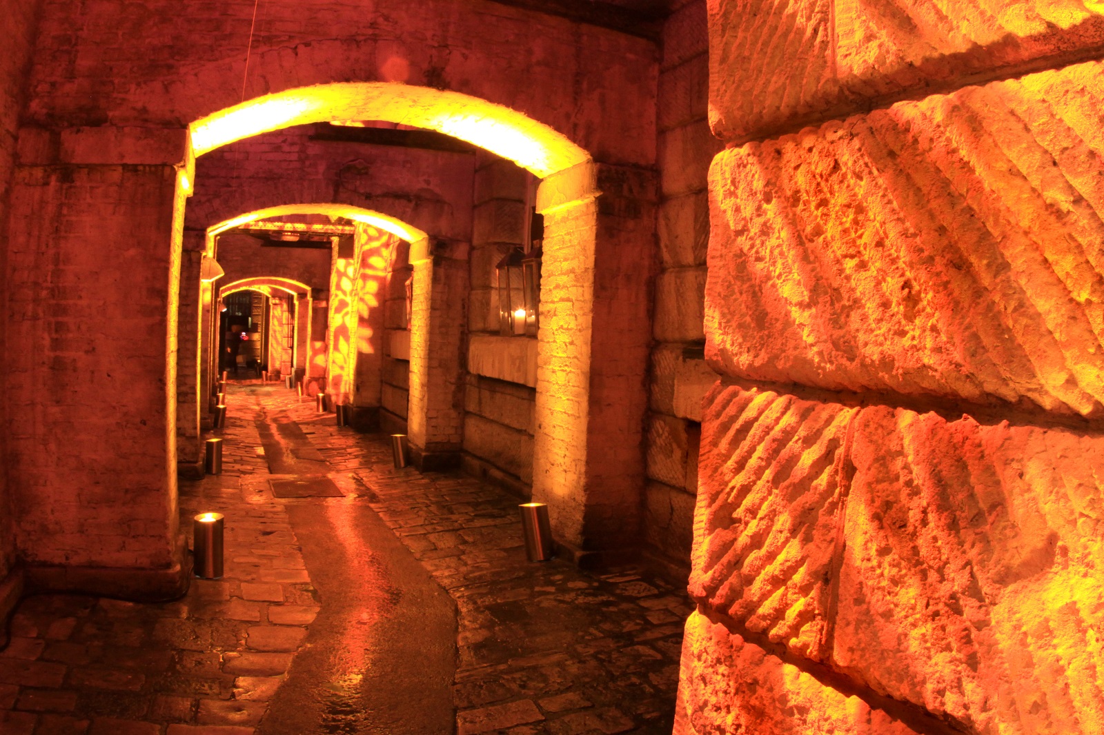 Lightwells and Deadhouse - 5hzmpxhympy.jpg