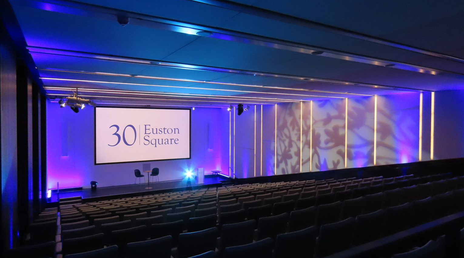 Front Room - 6c72376a-2e2a-4284-bc1a-bc84b0a55ad3.PNG