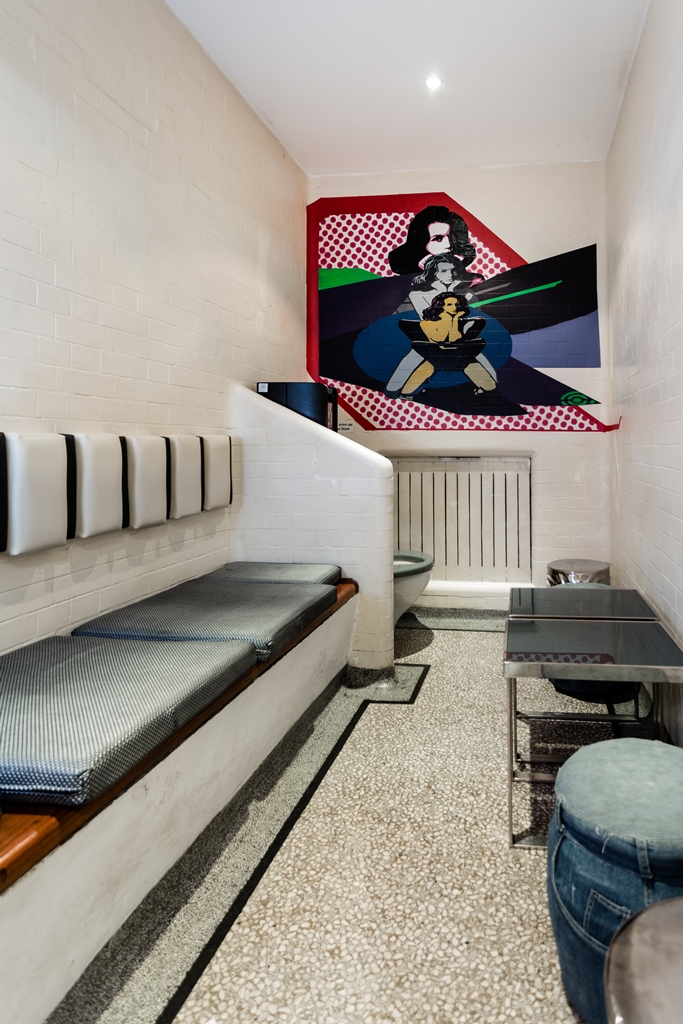 The Bar - cemjedadgps.jpg