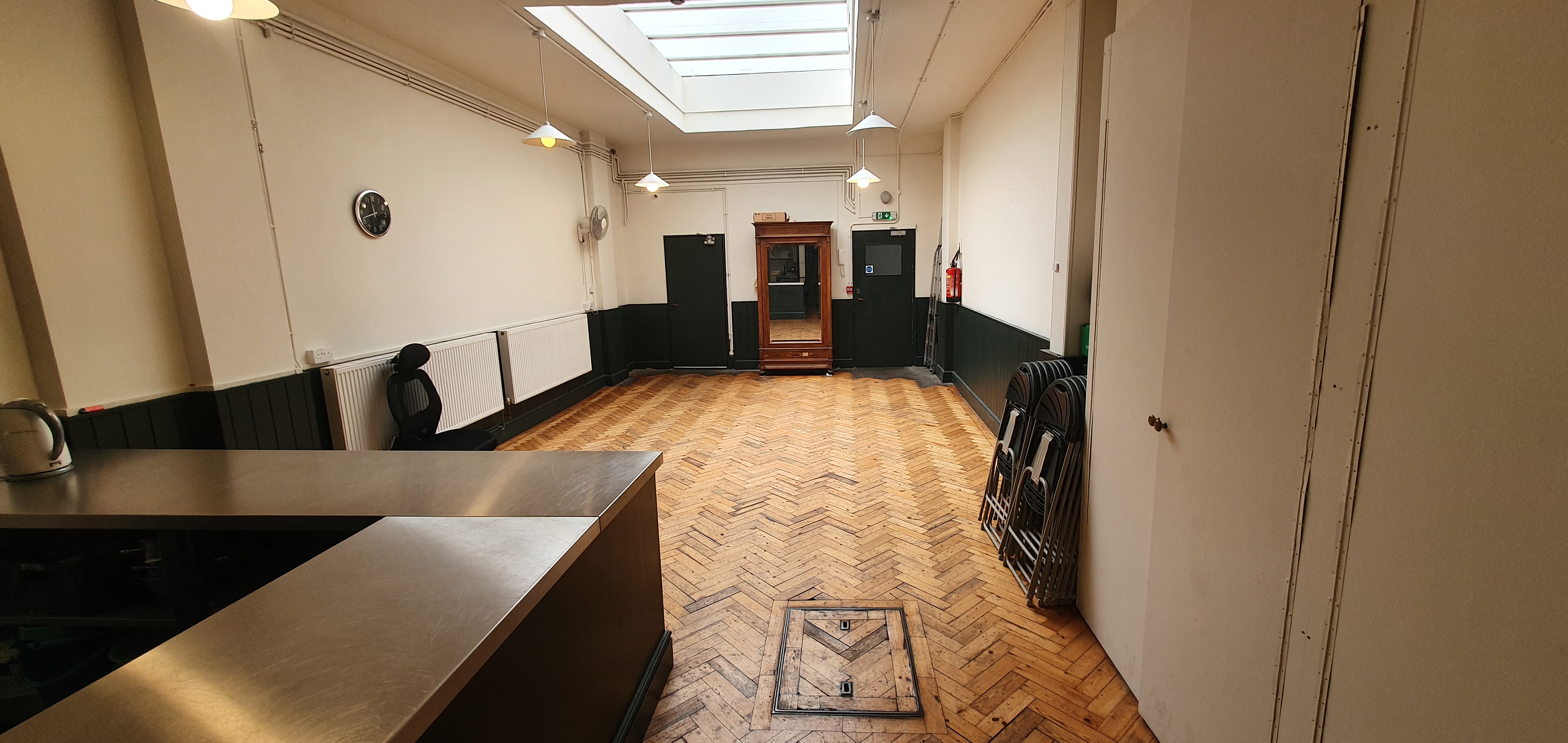 Versatile event space in Unity Islington with natural light, ideal for meetings and workshops.