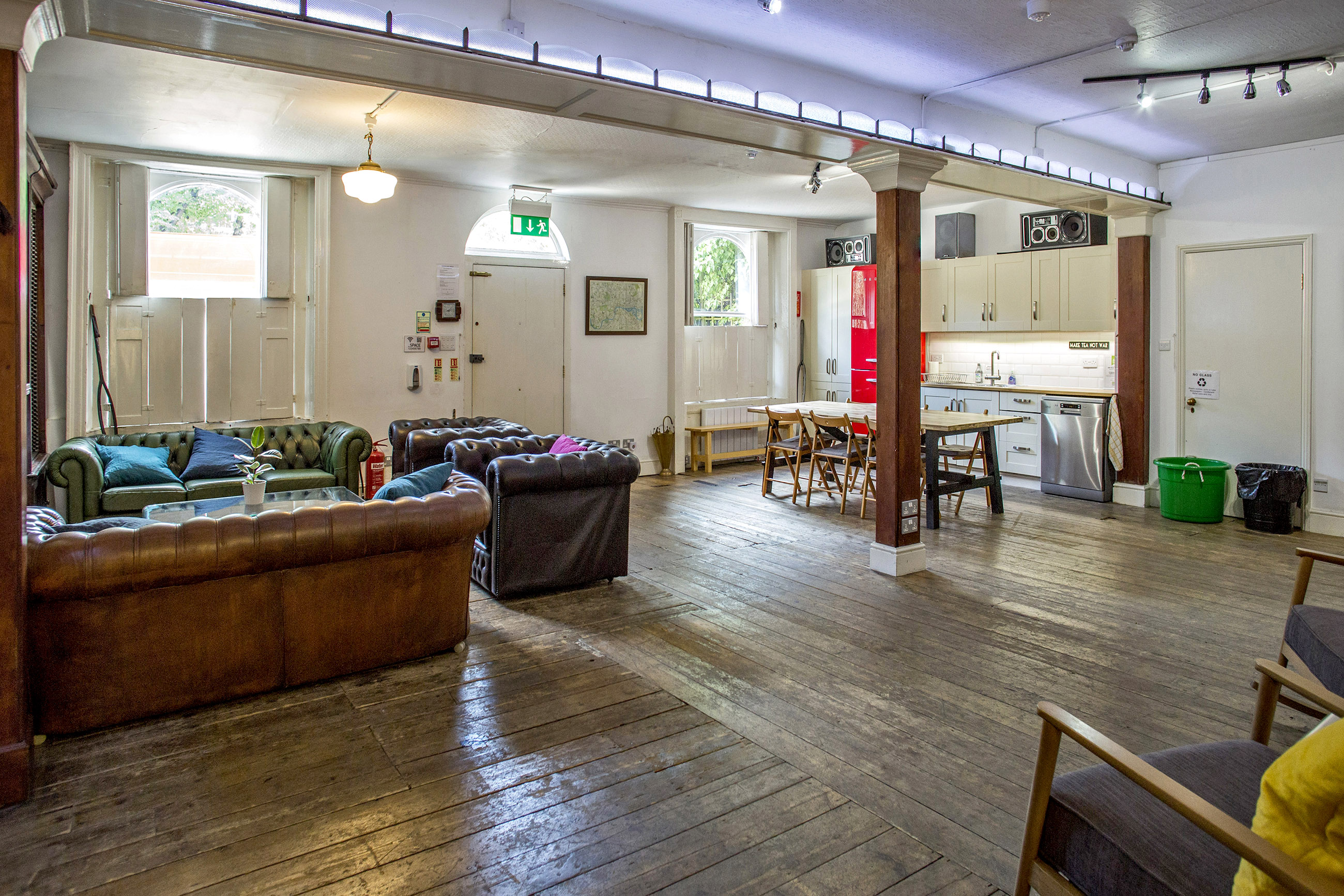 Whole Venue - jczpnjcz2sk.jpg