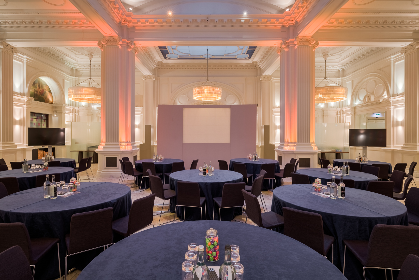 1901 Ballroom - xx2wehkzeez.jpg