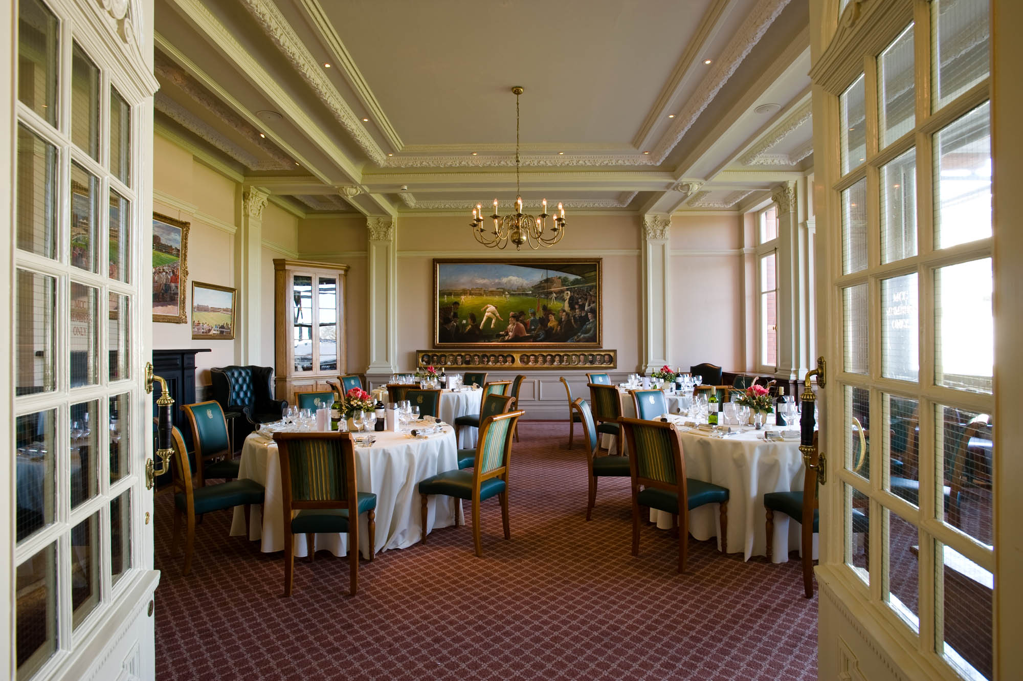 The Writing Room - i0qeqp4vb1e.jpg