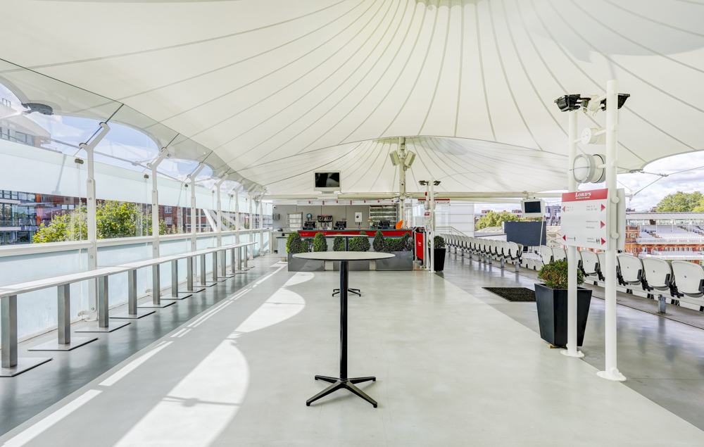 Centurion's Roof Terrace - cpirpujdp5h.jpg