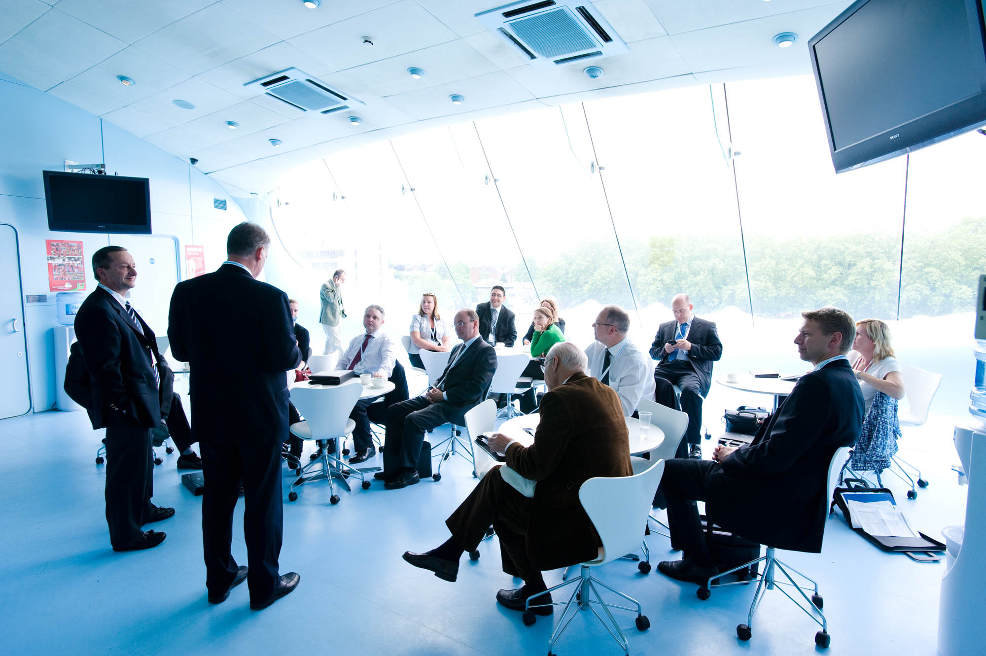 J.P. Morgan Media Centre at Lord's: modern meeting space for professional events.