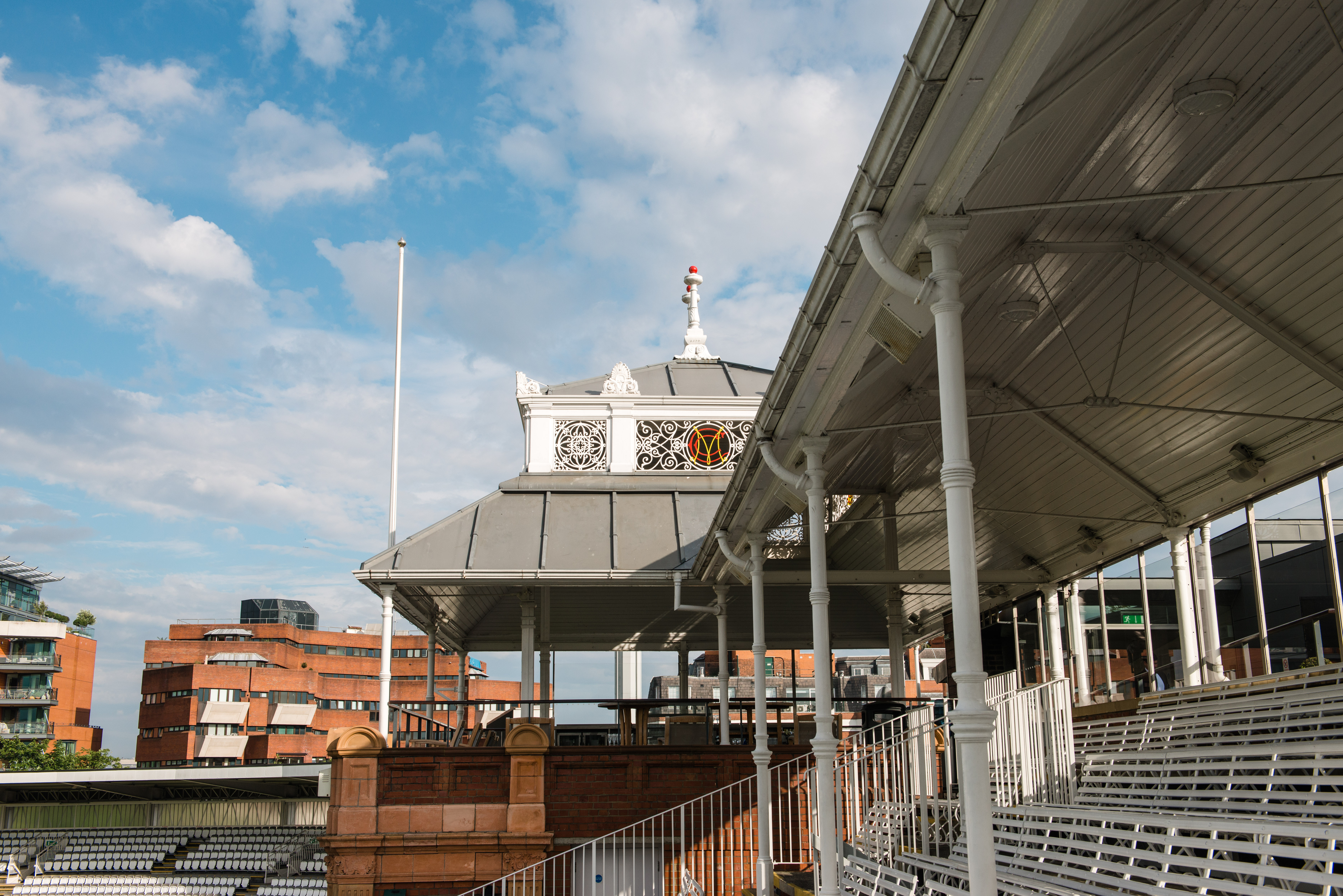Pavilion Roof Terrace - uttwfwyxrvr.jpg