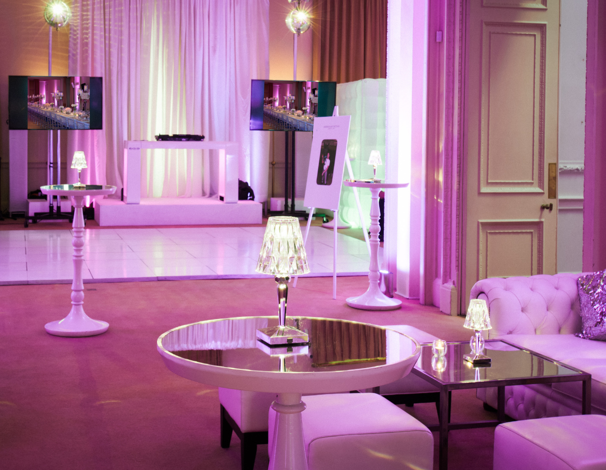 Christmas Parties - hc1p4j3iiyq.png