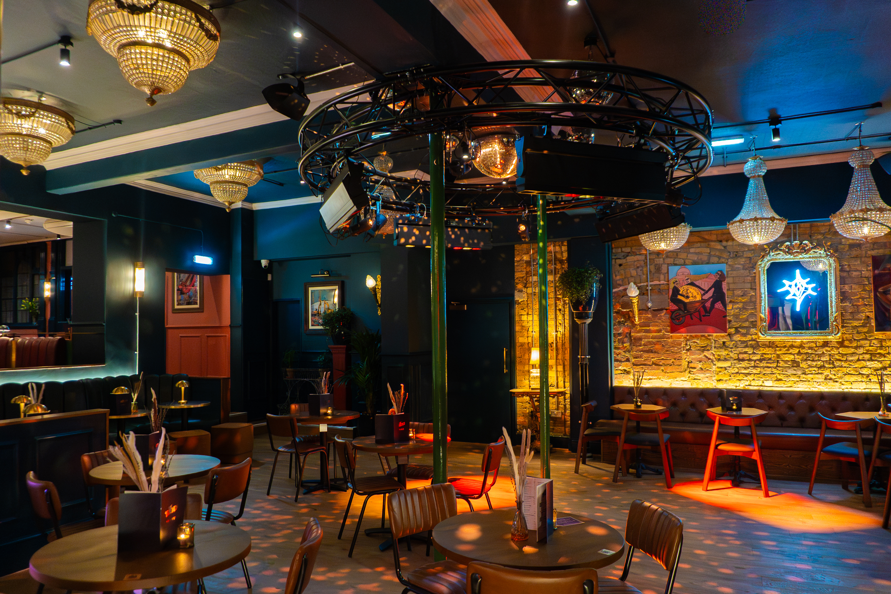 The Four Thieves - image 3