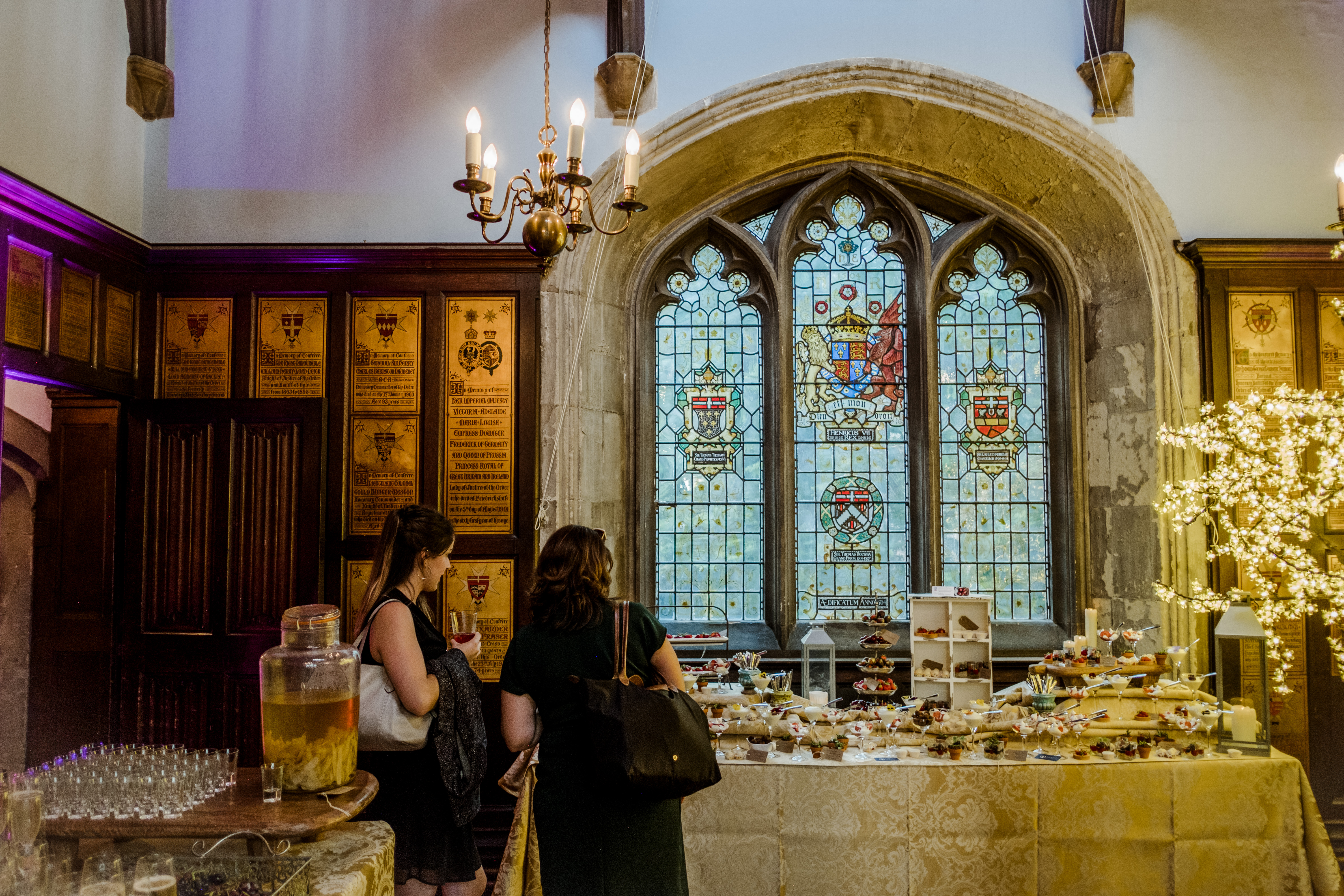 Council Chamber - t2dtbdq1exl.jpg