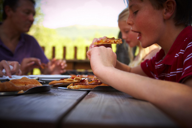 Forest Cabin outdoor dining in Forest of Dean, ideal for team-building and gatherings.