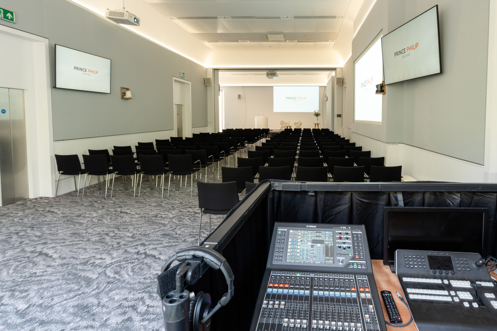 Al Qasimi and ERA Foundation Room - b5de9958-8d4a-423d-b6e6-5ef9221e8951.jpg