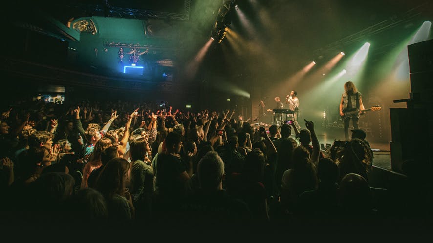 Stage + Club - 8fca3368-c388-4523-9c23-d7975c0a1fa4.jpeg