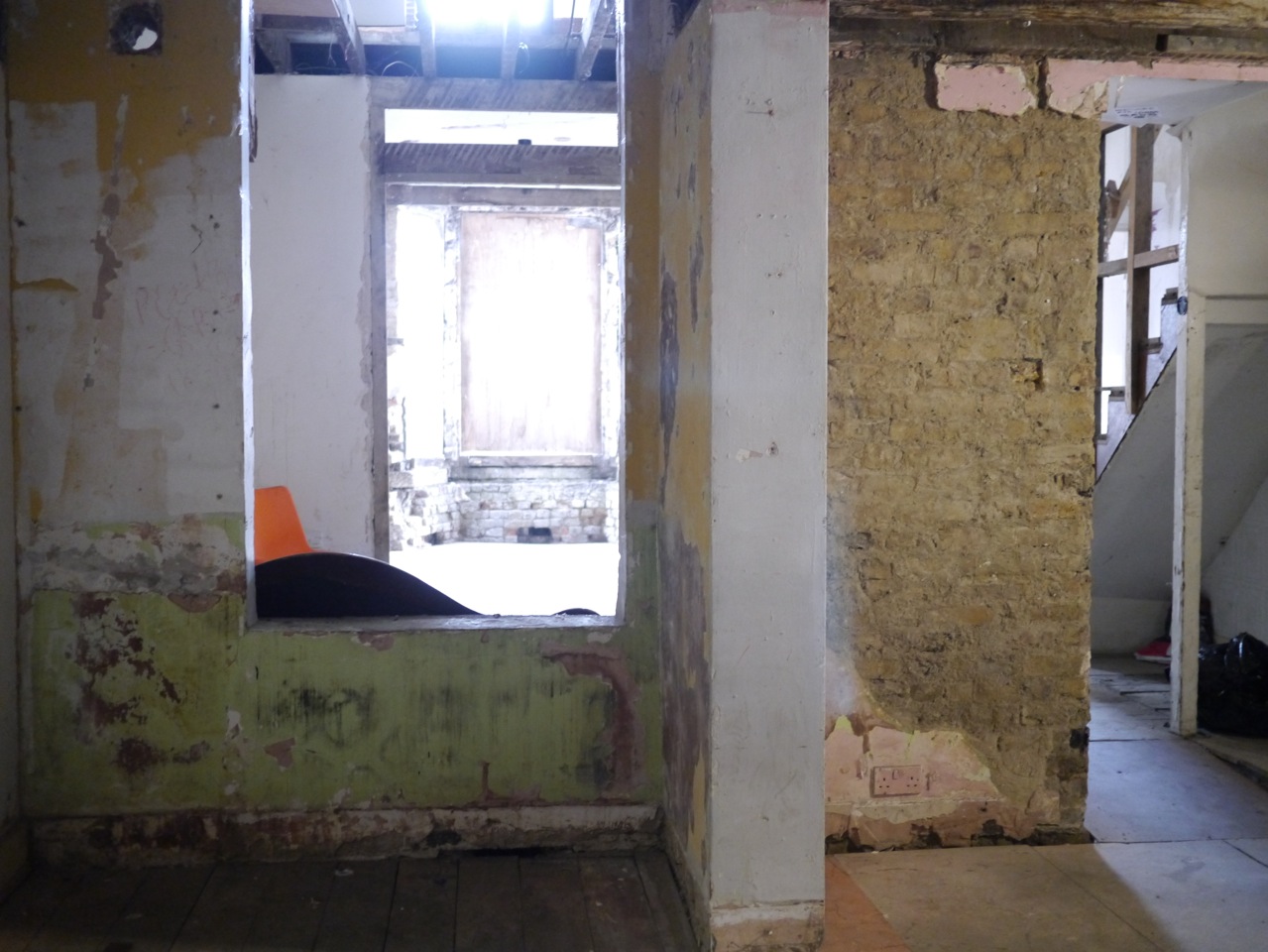 Raw industrial venue with natural light for unique meetings and events.