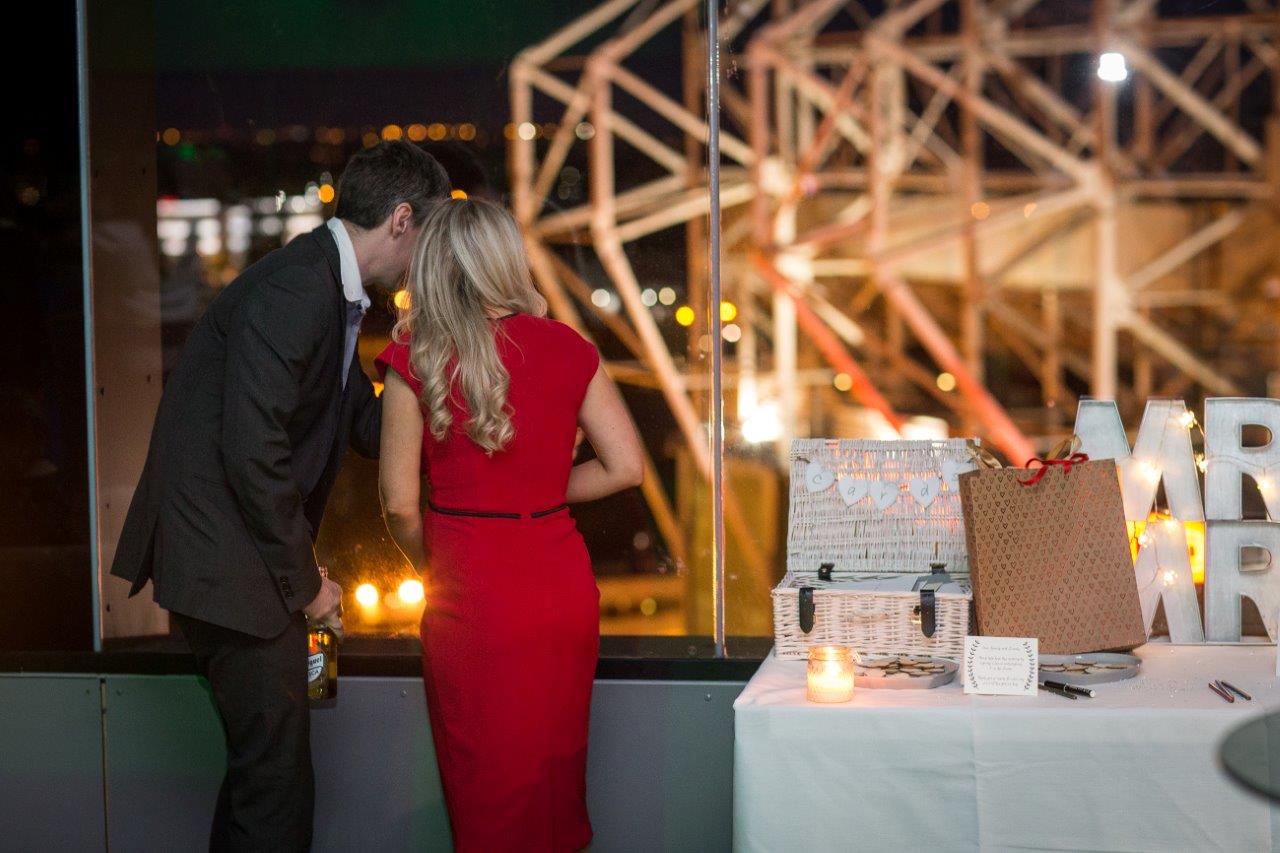 Couple enjoying intimate moment at Hotel Football, perfect for weddings and corporate events.