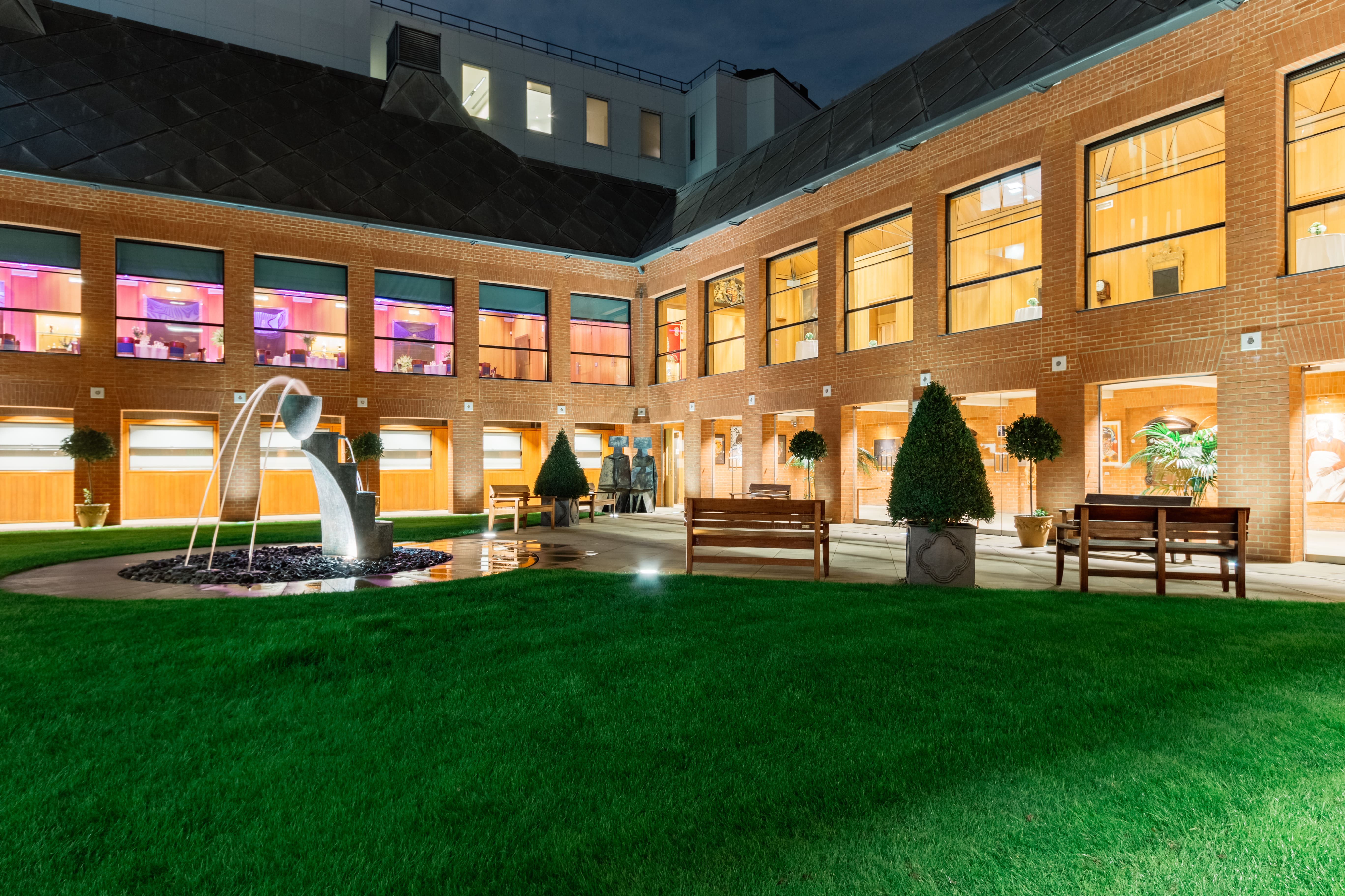 Orangery at Haberdashers' Hall: elegant outdoor courtyard for evening receptions and gatherings.