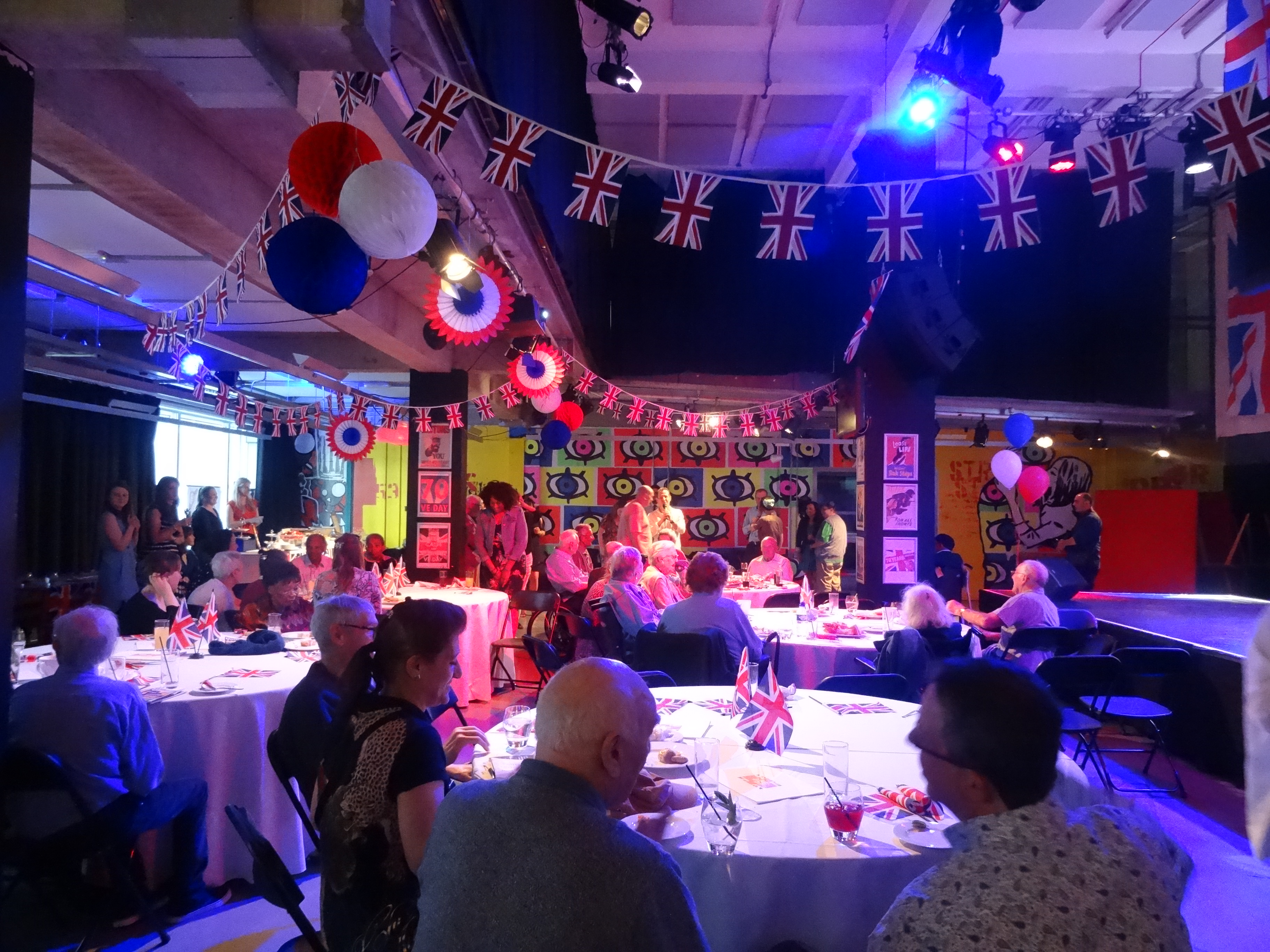 The Stage - 4jzv4itxaqu.JPG