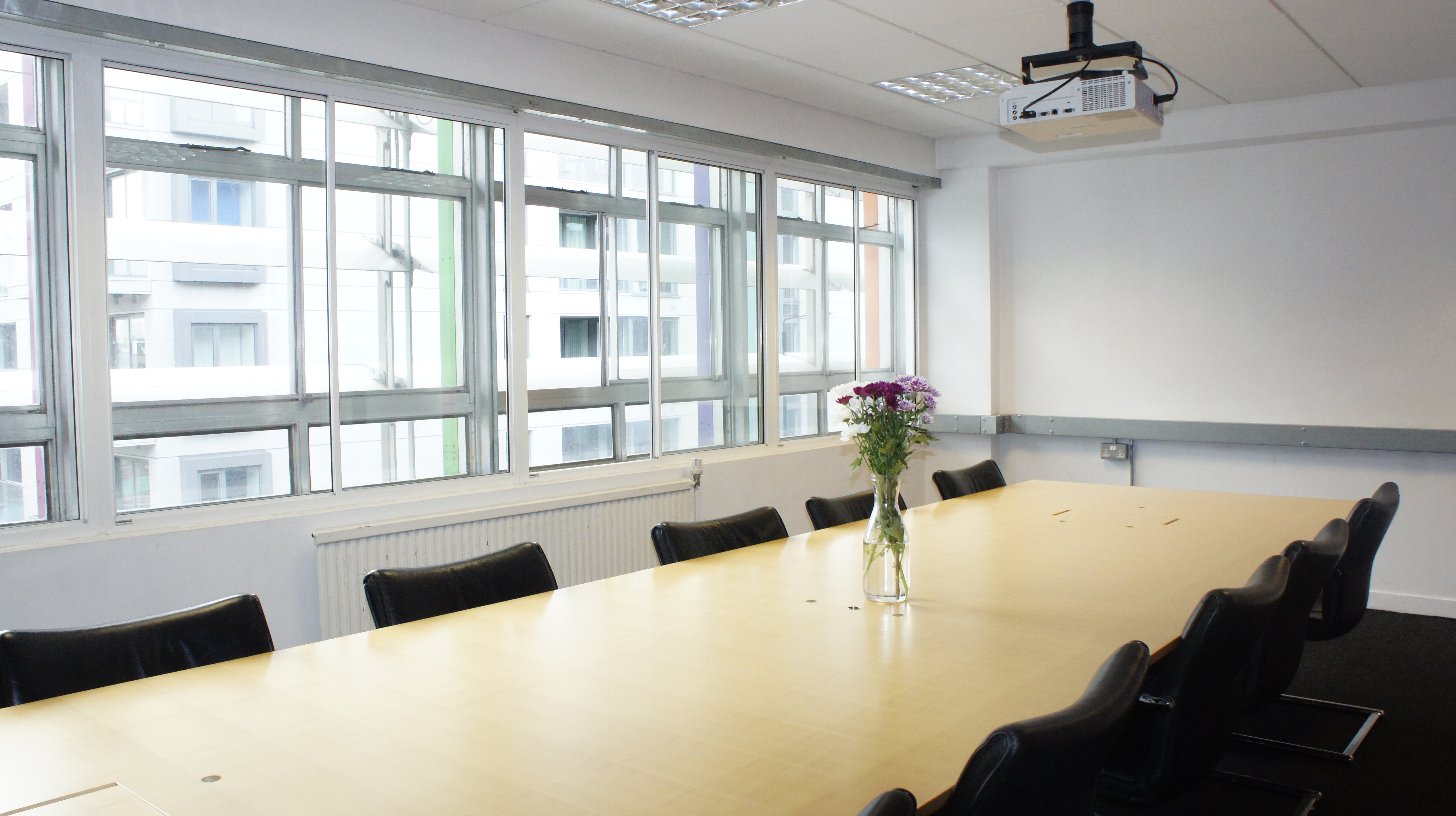 Boardroom - nrzdwgiemze.JPG