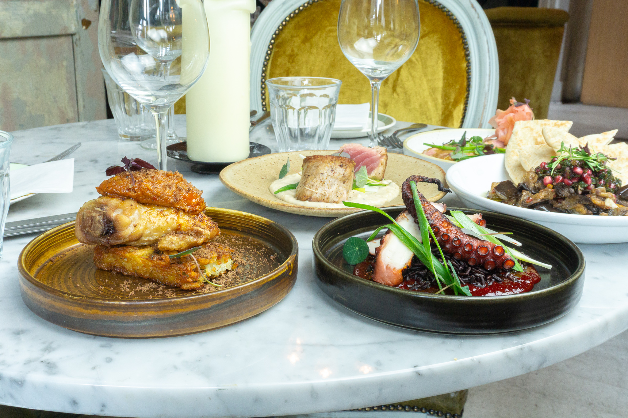 Dining Room - vd1ntlumqn4.jpg