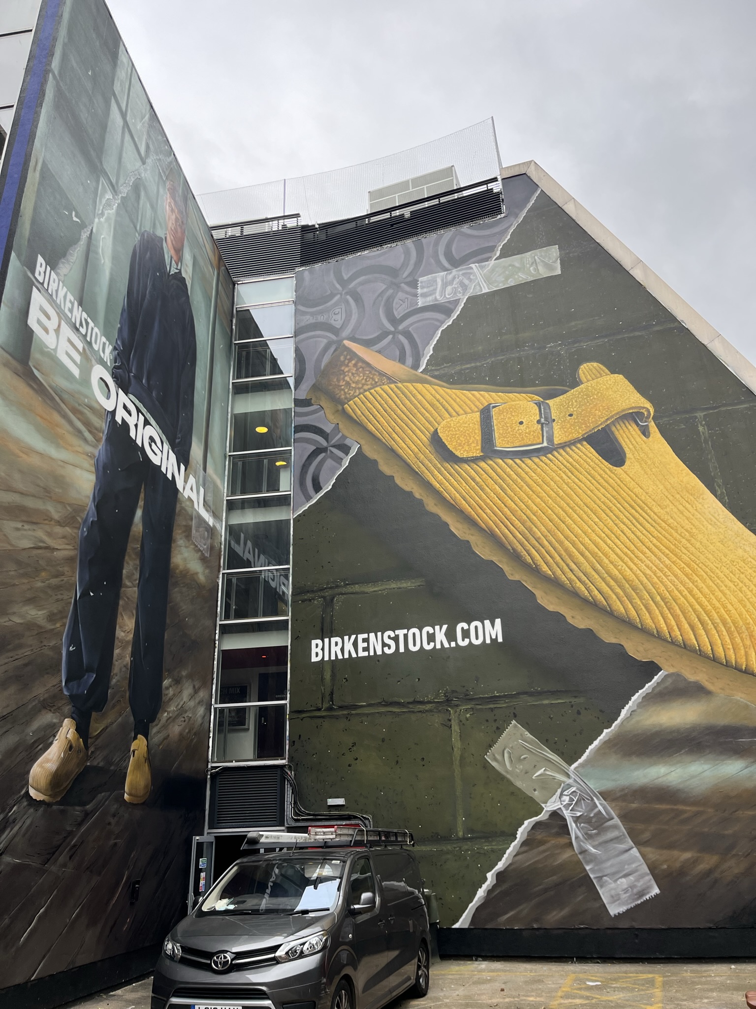 External Advertising - iipqmaomah0.jpeg