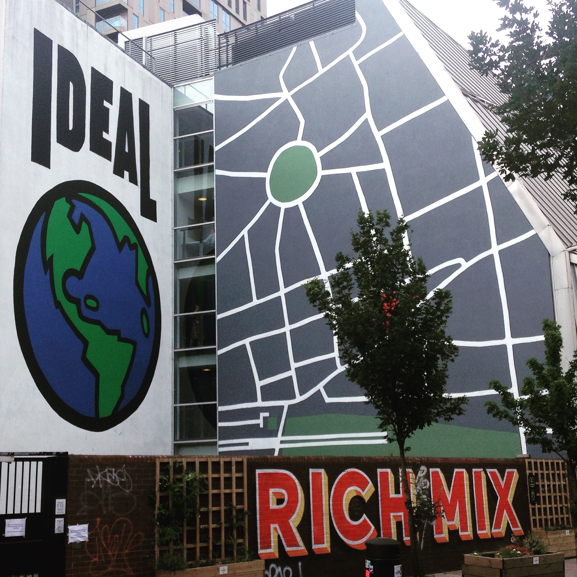 External Advertising - r3ynzzcr1gy.JPG