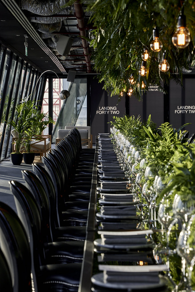 Landing 42 at the Leadenhall Building - image 1