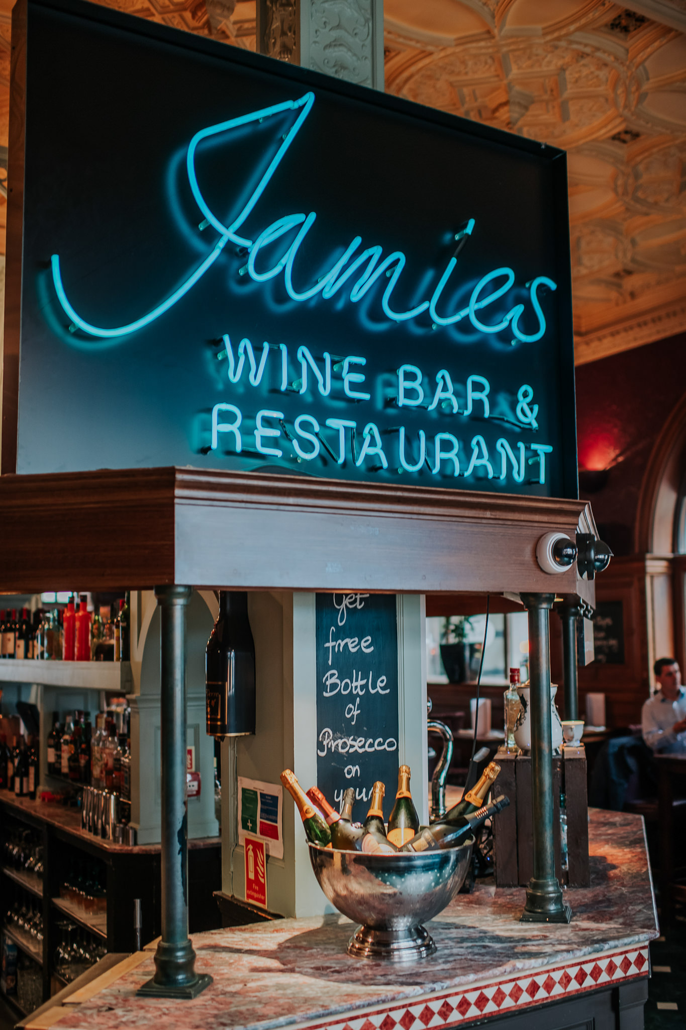 Vibrant wine bar at Jamies Ludgate Hill, perfect for intimate gatherings and events.