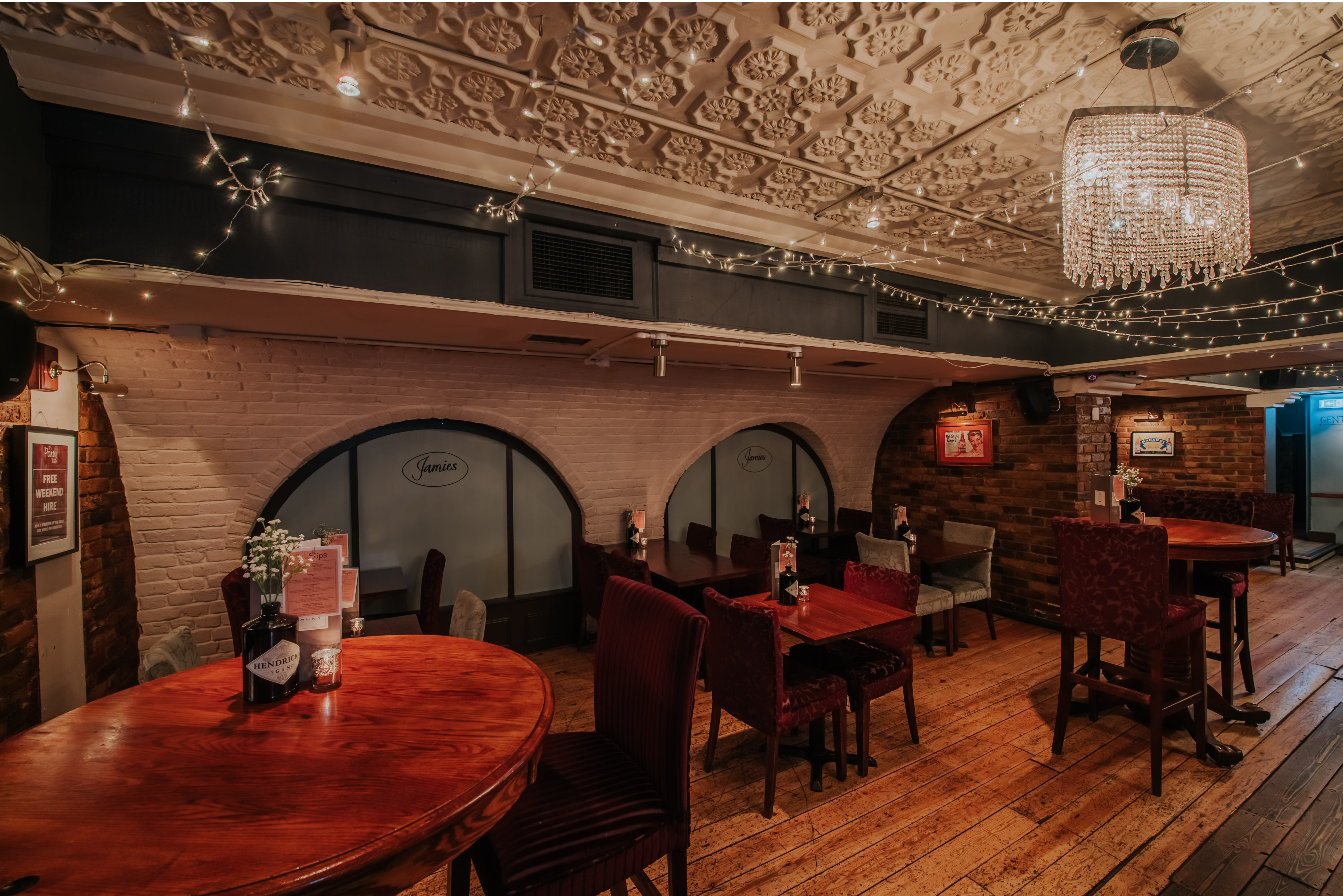 Whole Venue - kuy1tm3p3io.jpg