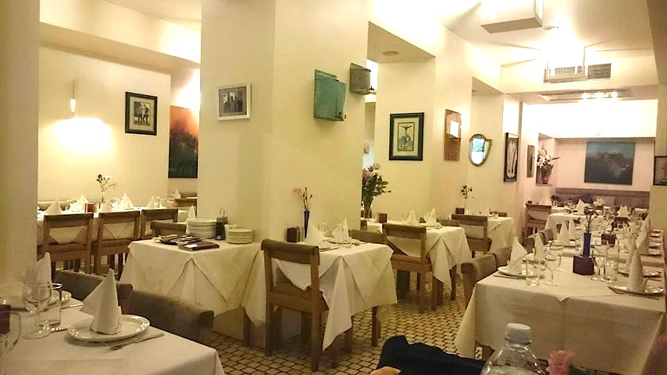 Retsina Private Room: elegant dining space for intimate gatherings and corporate events.