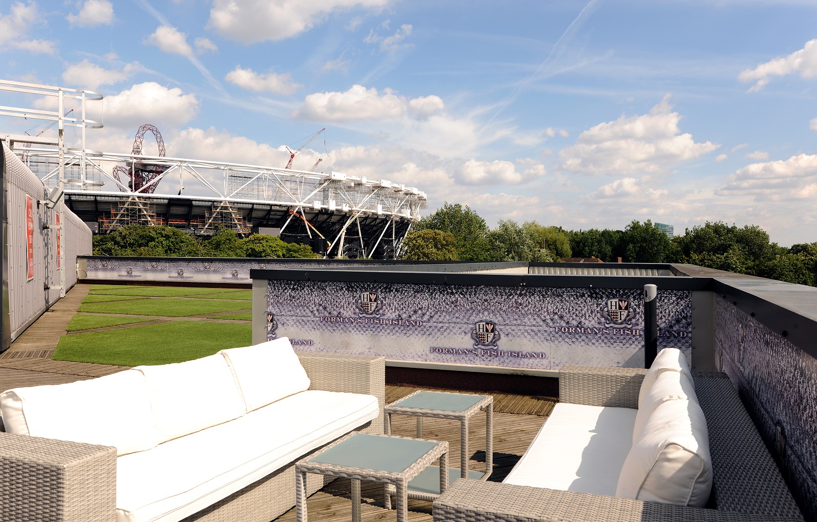 Smokehouse Gallery and Roof Terrace - nyjod1a42tt.jpg