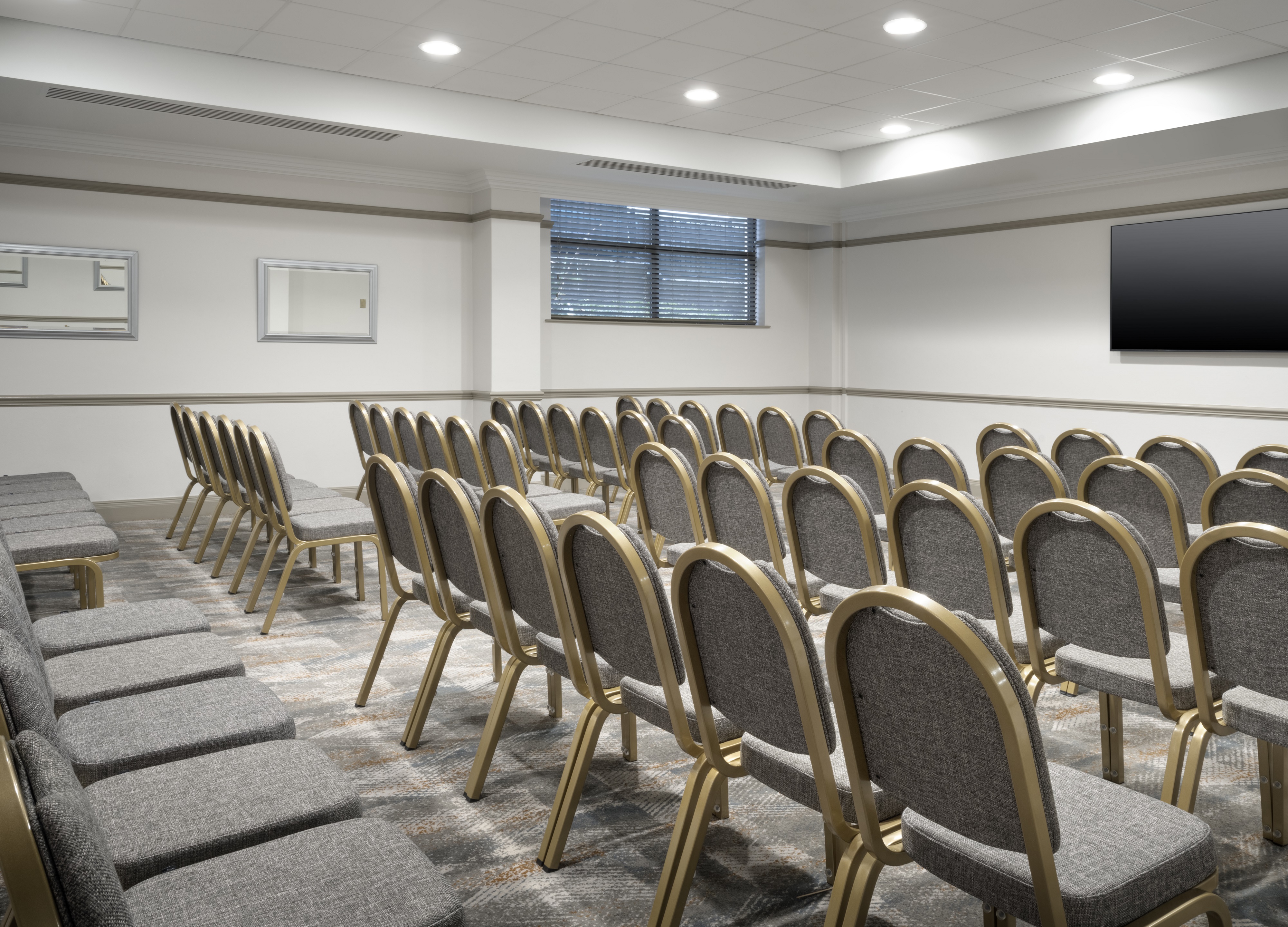 Hornby Room at Delta Hotels: organized meeting space for presentations and seminars.