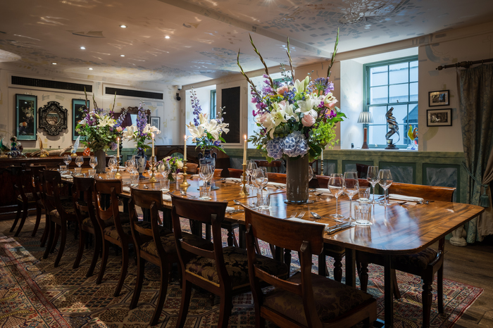 The Parlour - v4txvpg2tjv.jpg