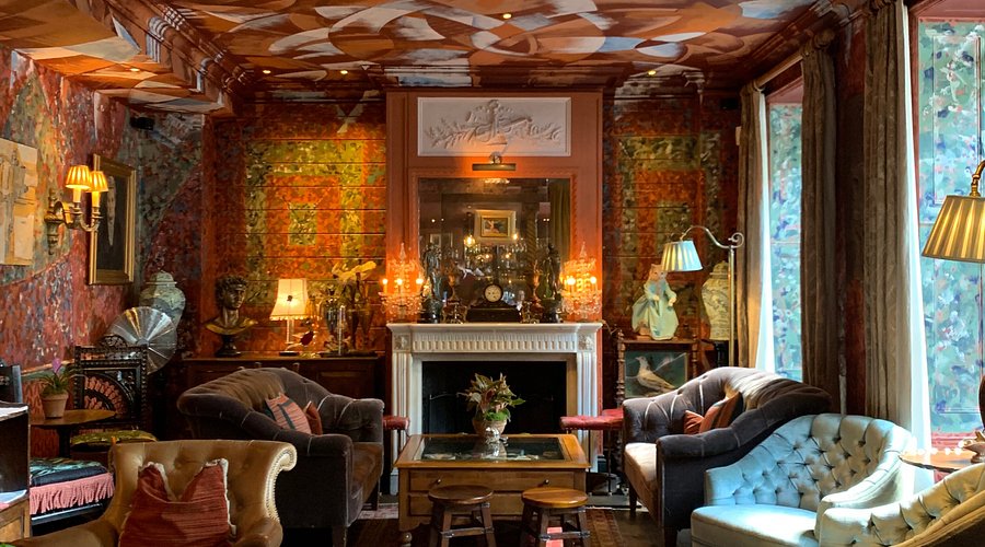 THE PARLOUR AT THE ZETTER CLERKENWELL ...