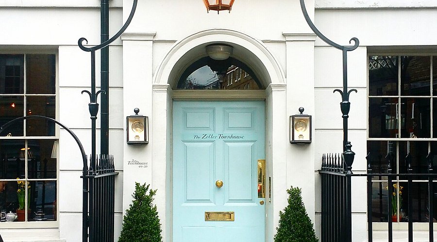 THE PARLOUR AT THE ZETTER CLERKENWELL ...