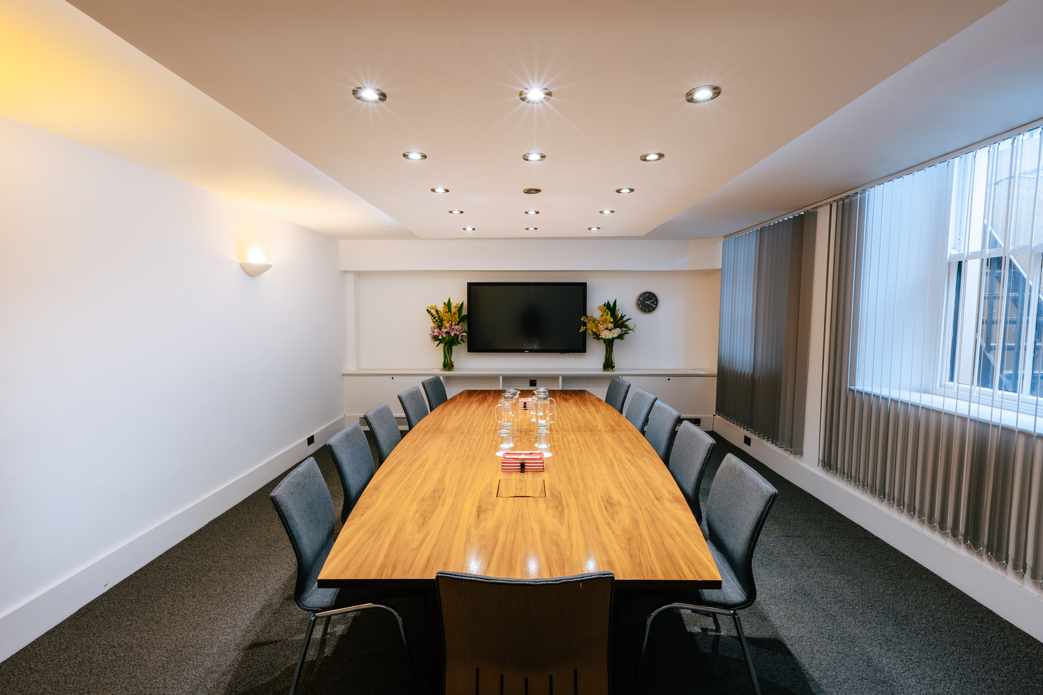 Arthur Waley Room - 5t41andzobl.jpg