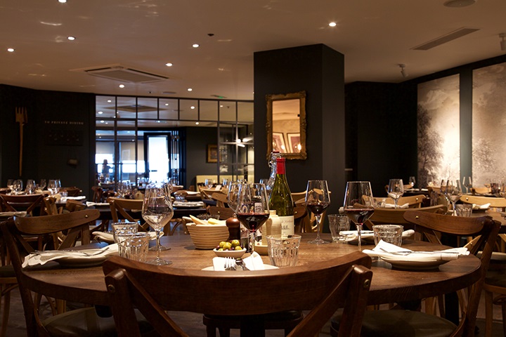 Sophisticated dining space at Brasserie Blanc Southbank for corporate events and gatherings.