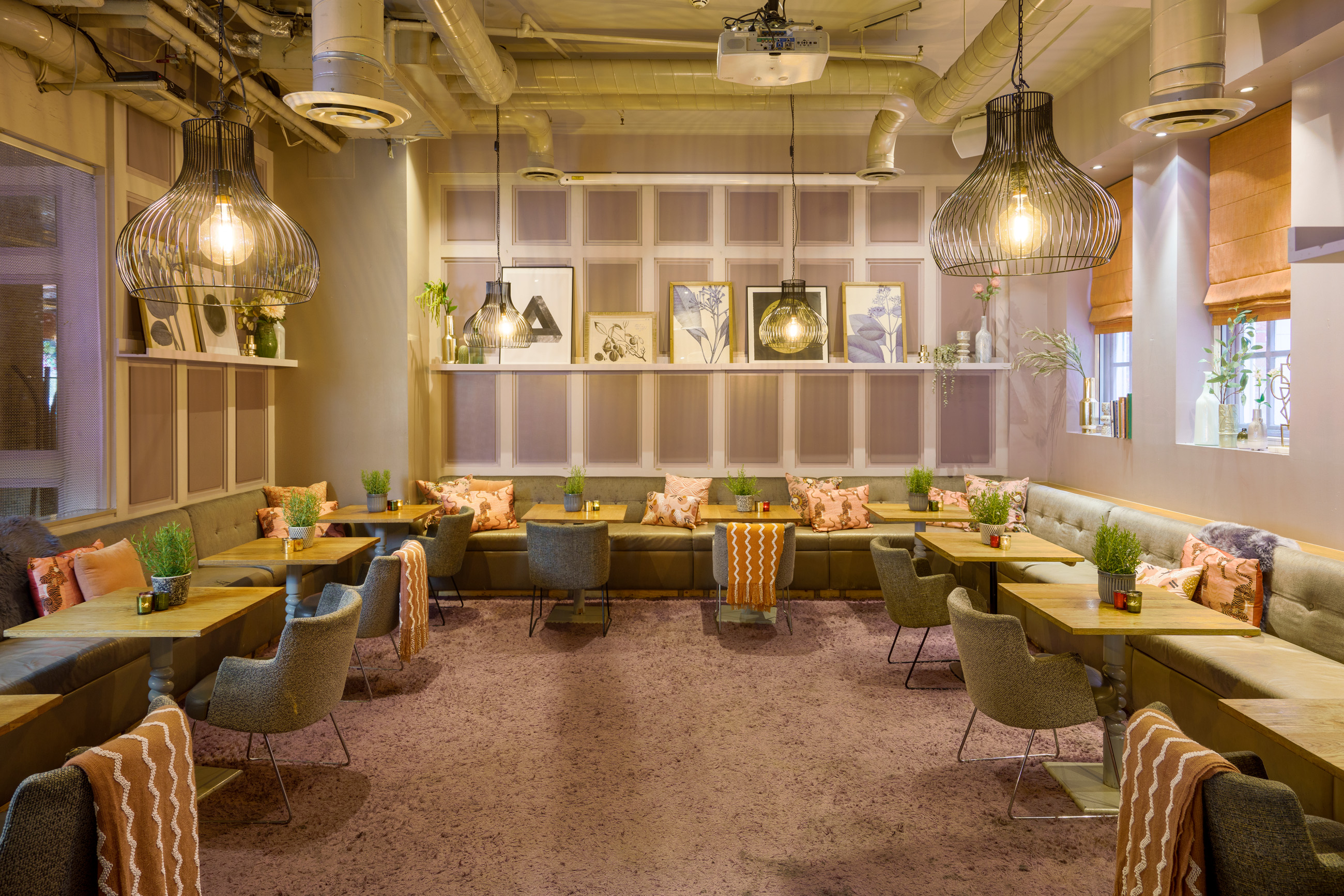 The Anthologist - image 2