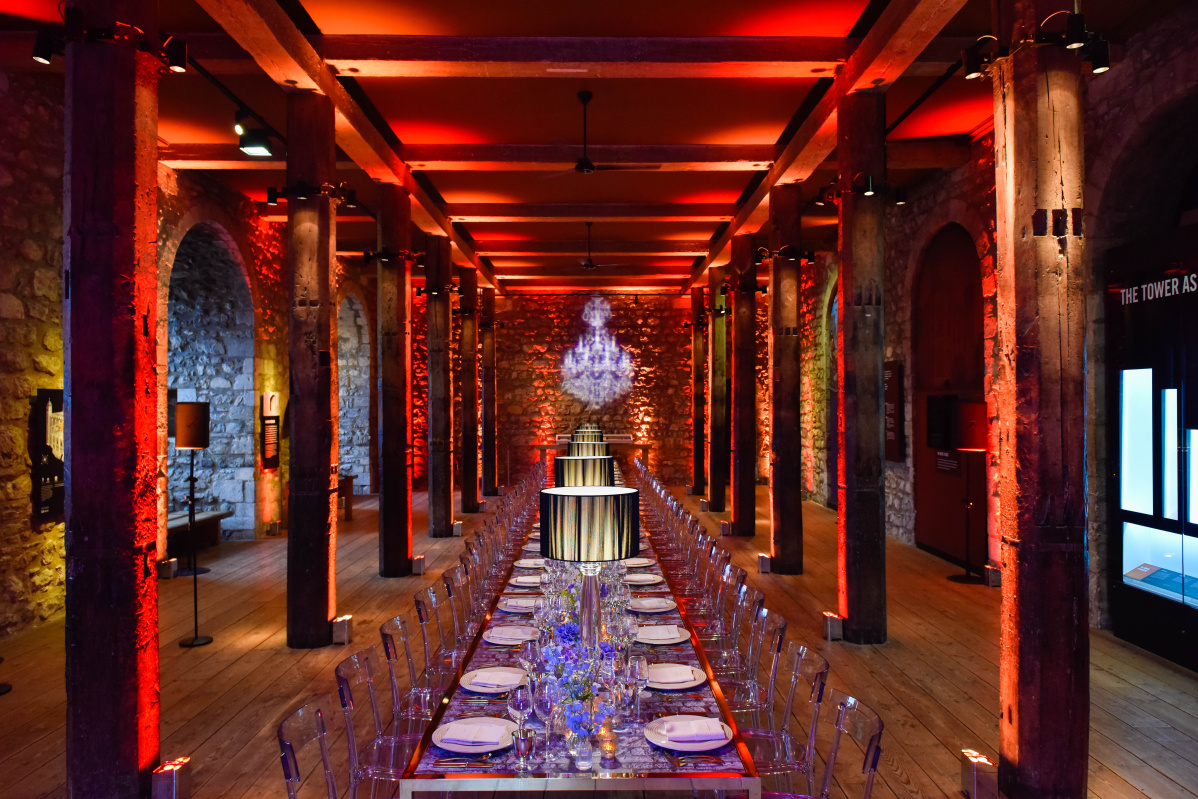 White Tower - 0sp1zluljtk.jpg