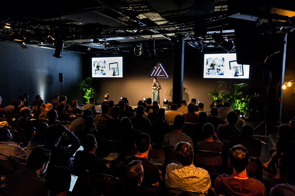 The Black Studio - 1eviha0nqx1.jpg