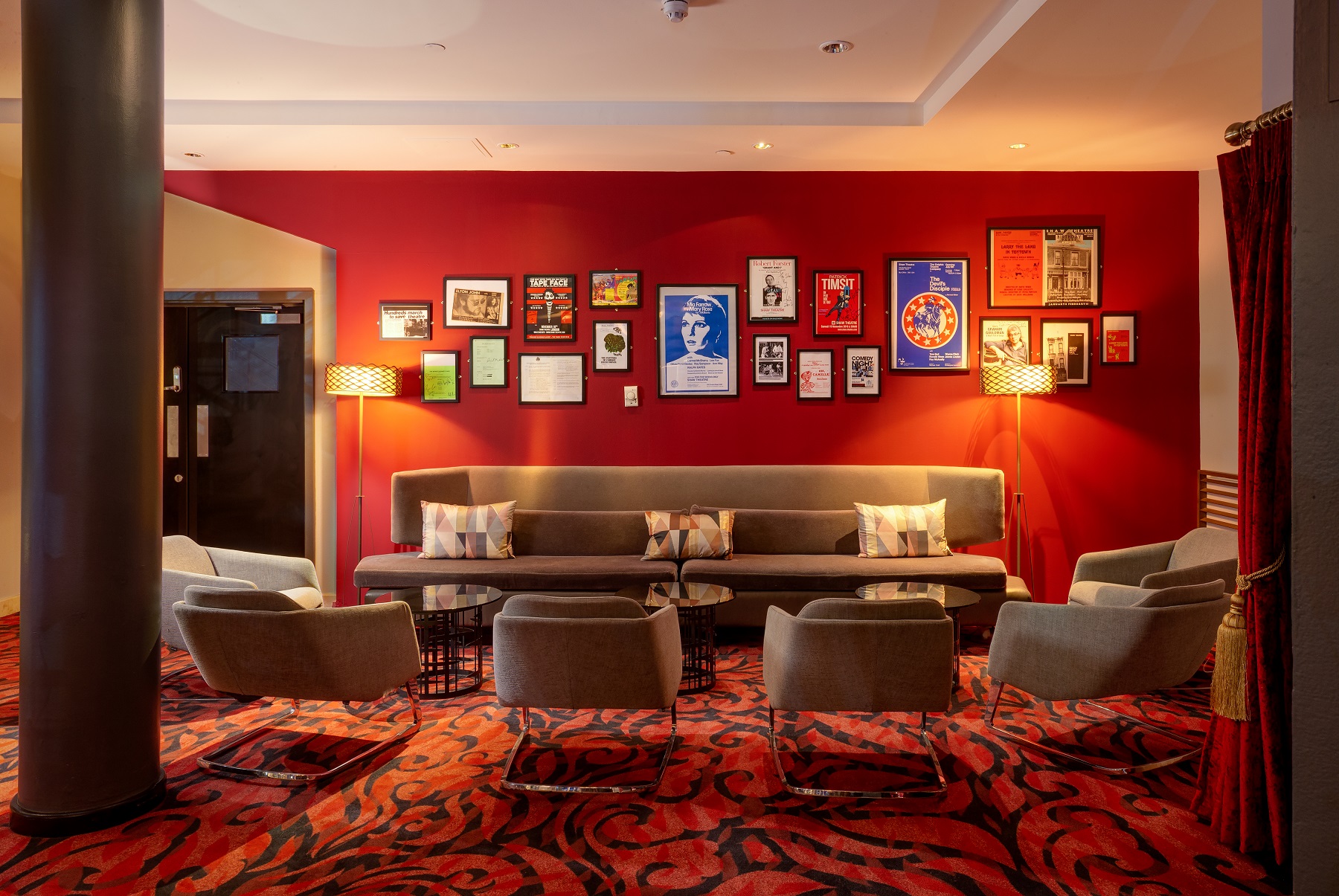 Shaw Theatre - zpm31ndfi1i.jpg